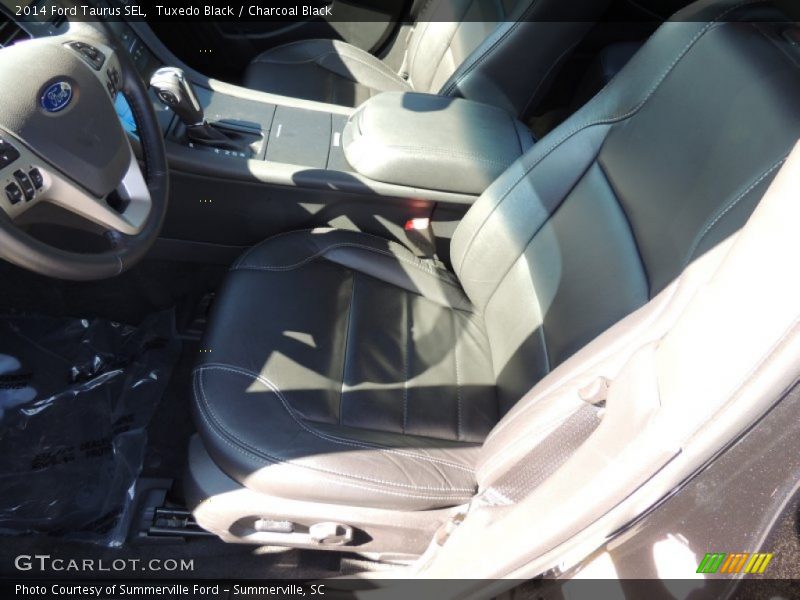 Tuxedo Black / Charcoal Black 2014 Ford Taurus SEL