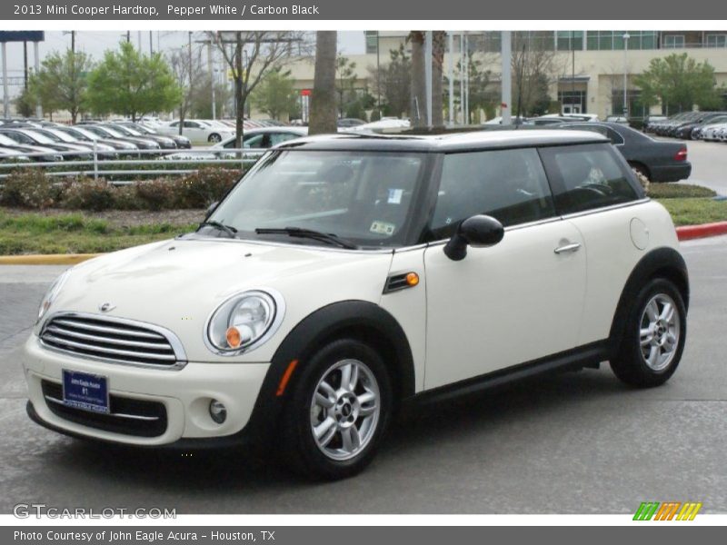 Pepper White / Carbon Black 2013 Mini Cooper Hardtop