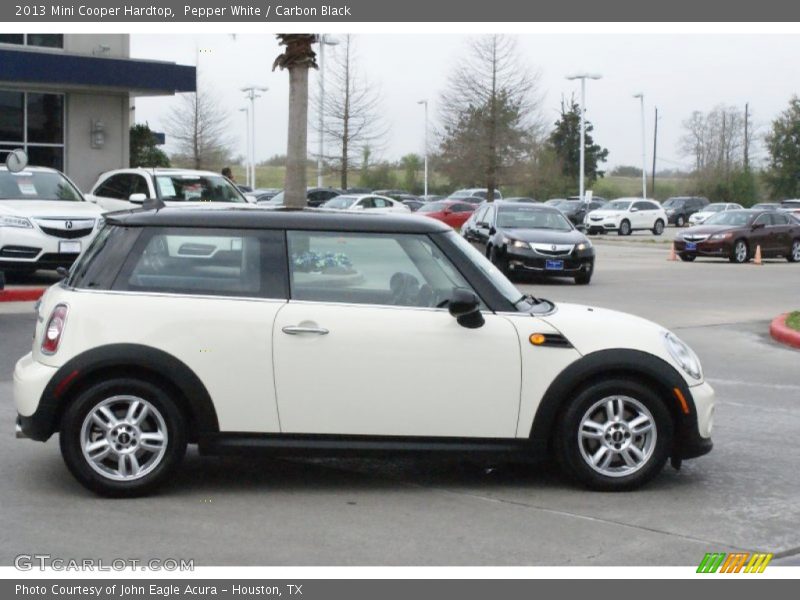 Pepper White / Carbon Black 2013 Mini Cooper Hardtop
