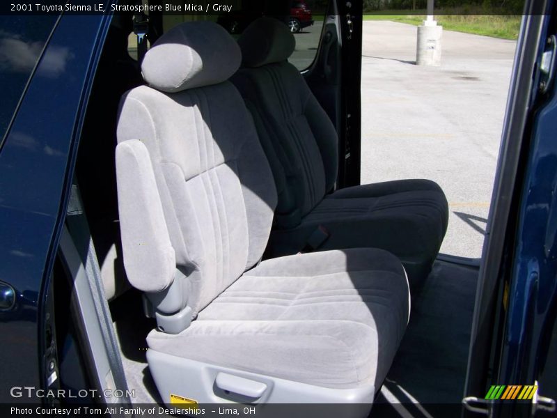 Stratosphere Blue Mica / Gray 2001 Toyota Sienna LE