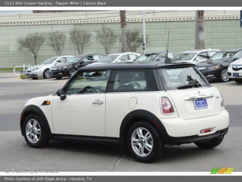 Pepper White / Carbon Black 2013 Mini Cooper Hardtop