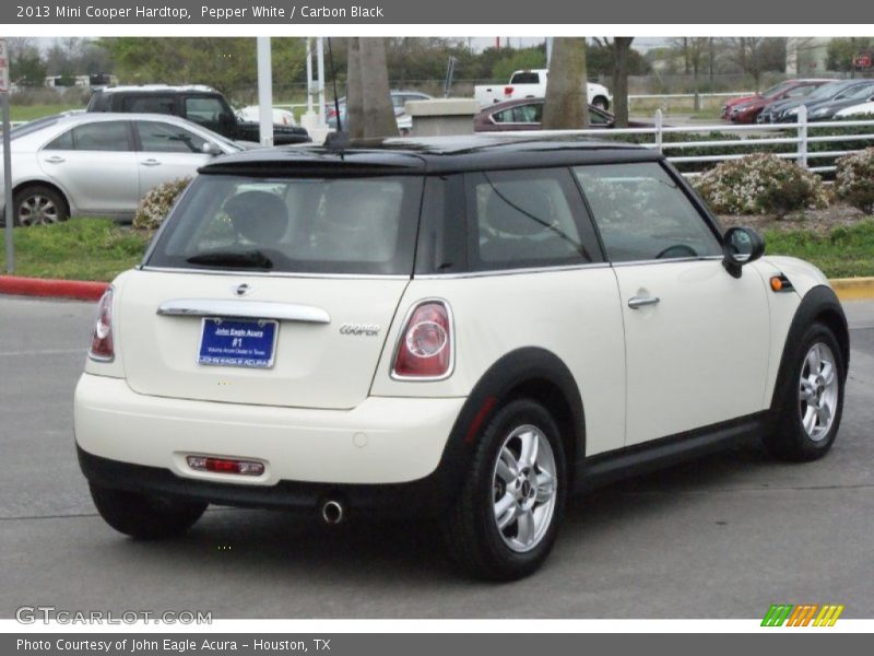 Pepper White / Carbon Black 2013 Mini Cooper Hardtop
