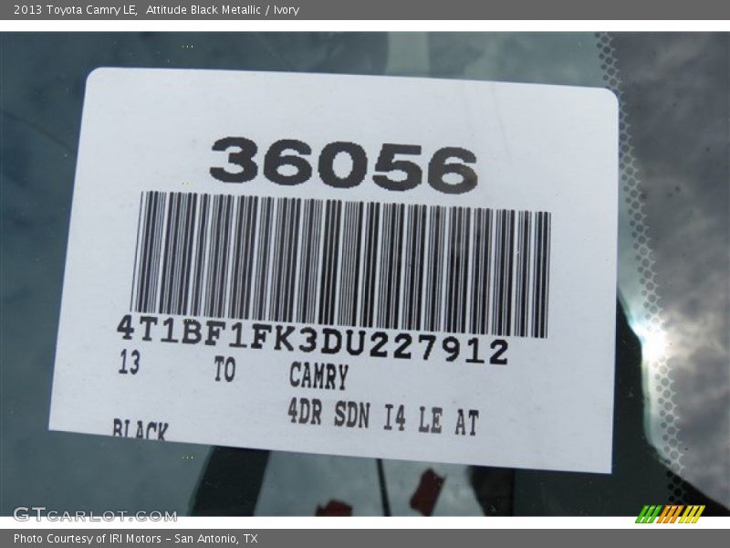 Attitude Black Metallic / Ivory 2013 Toyota Camry LE