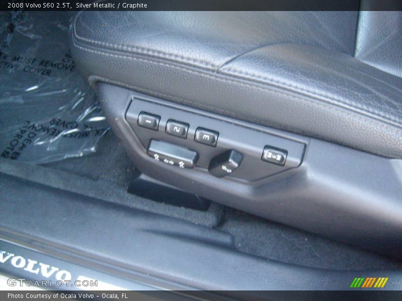 Silver Metallic / Graphite 2008 Volvo S60 2.5T