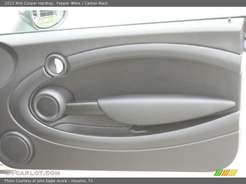 Pepper White / Carbon Black 2013 Mini Cooper Hardtop