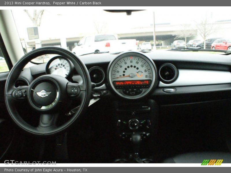 Pepper White / Carbon Black 2013 Mini Cooper Hardtop