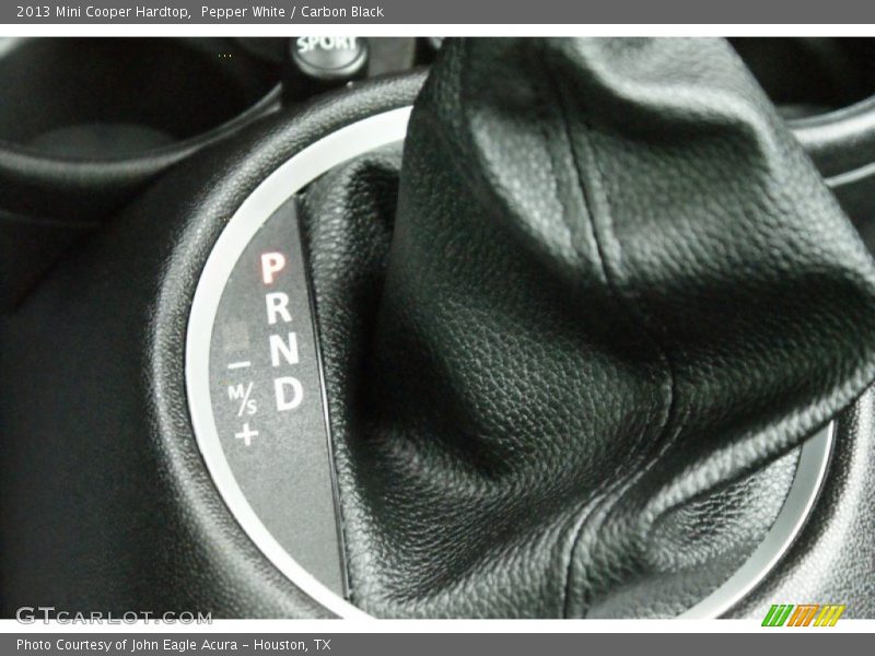 Pepper White / Carbon Black 2013 Mini Cooper Hardtop