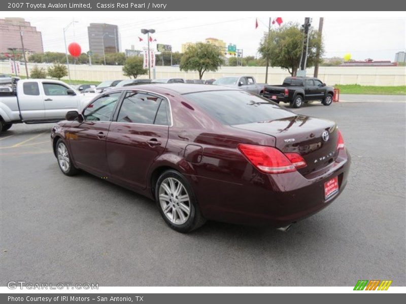 Cassis Red Pearl / Ivory 2007 Toyota Avalon Limited