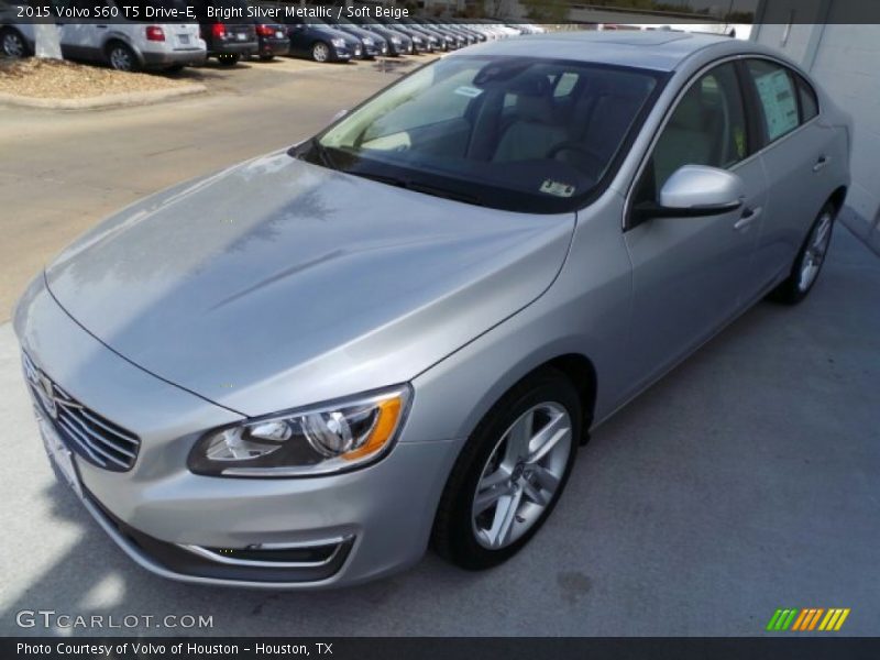 Bright Silver Metallic / Soft Beige 2015 Volvo S60 T5 Drive-E