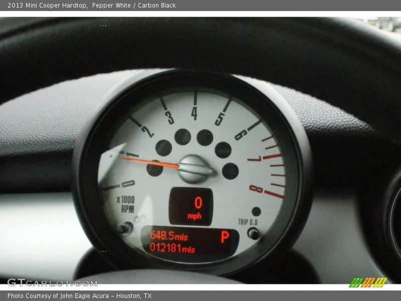 Pepper White / Carbon Black 2013 Mini Cooper Hardtop