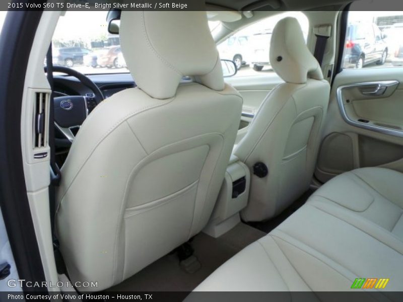 Bright Silver Metallic / Soft Beige 2015 Volvo S60 T5 Drive-E