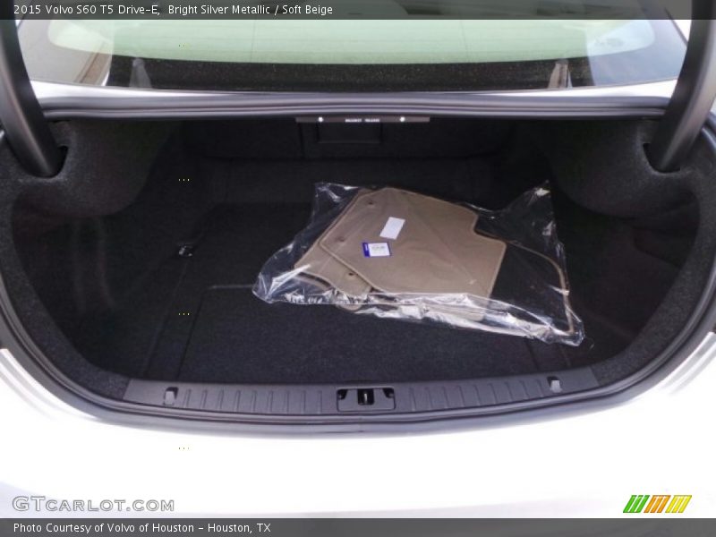 Bright Silver Metallic / Soft Beige 2015 Volvo S60 T5 Drive-E