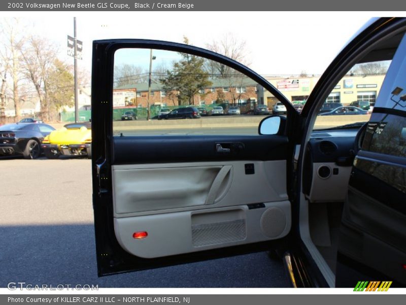 Black / Cream Beige 2002 Volkswagen New Beetle GLS Coupe