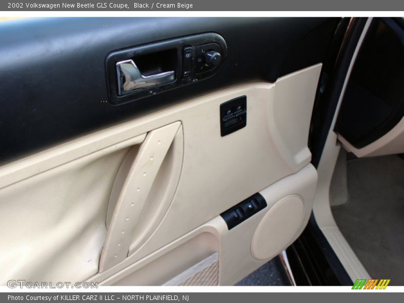 Black / Cream Beige 2002 Volkswagen New Beetle GLS Coupe