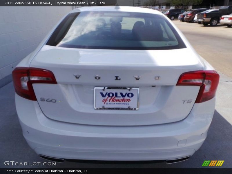 Crystal White Pearl / Off-Black 2015 Volvo S60 T5 Drive-E