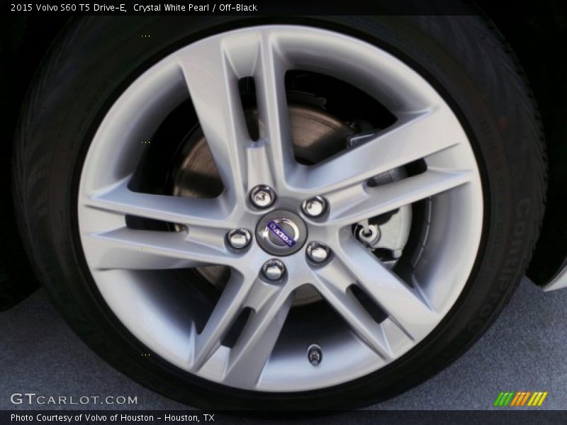 Crystal White Pearl / Off-Black 2015 Volvo S60 T5 Drive-E