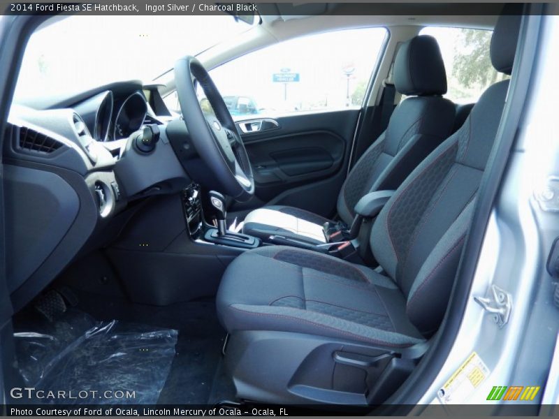 Ingot Silver / Charcoal Black 2014 Ford Fiesta SE Hatchback