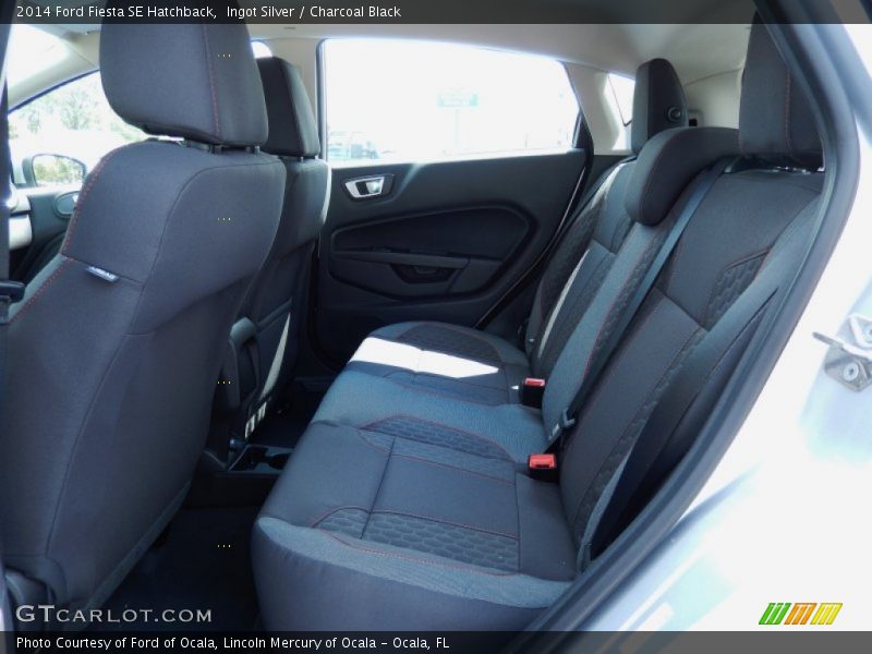 Ingot Silver / Charcoal Black 2014 Ford Fiesta SE Hatchback