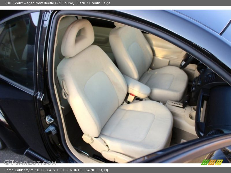 Black / Cream Beige 2002 Volkswagen New Beetle GLS Coupe