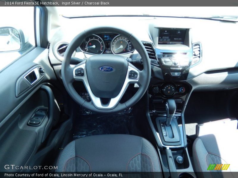 Ingot Silver / Charcoal Black 2014 Ford Fiesta SE Hatchback