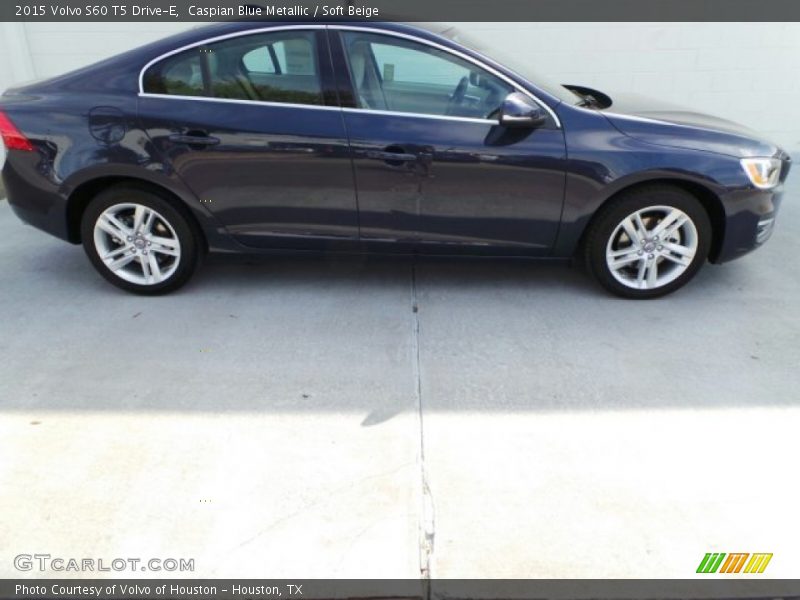 Caspian Blue Metallic / Soft Beige 2015 Volvo S60 T5 Drive-E