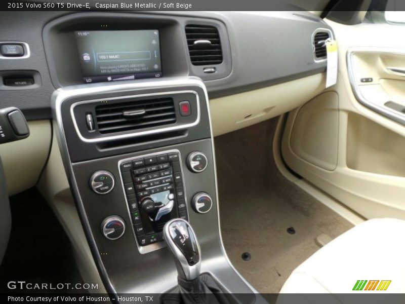 Caspian Blue Metallic / Soft Beige 2015 Volvo S60 T5 Drive-E