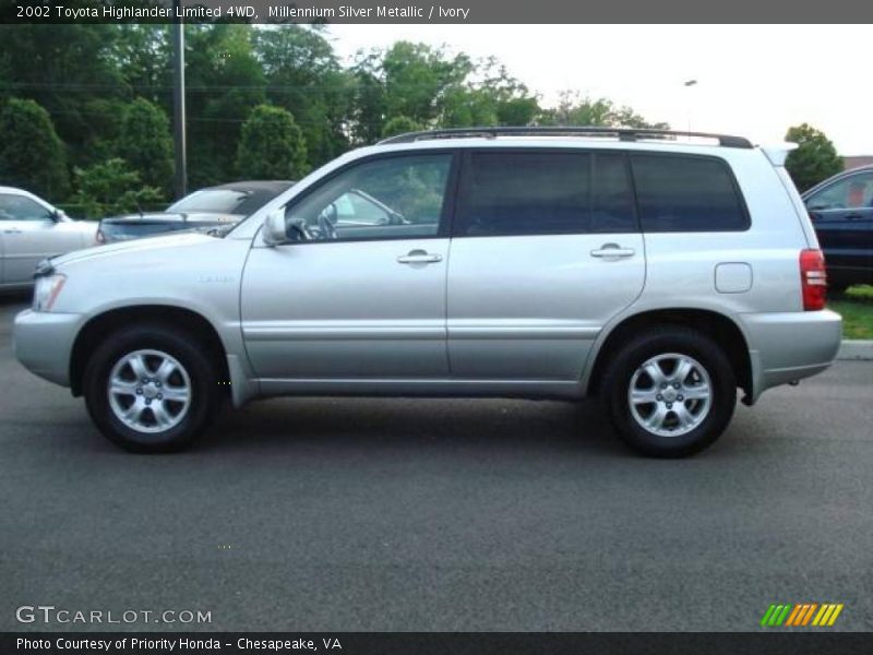 Millennium Silver Metallic / Ivory 2002 Toyota Highlander Limited 4WD