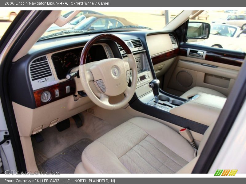 Oxford White / Camel 2006 Lincoln Navigator Luxury 4x4