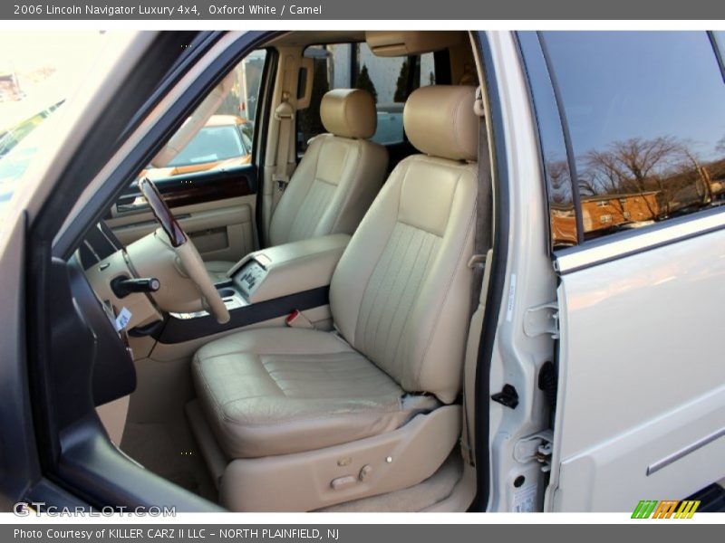 Oxford White / Camel 2006 Lincoln Navigator Luxury 4x4