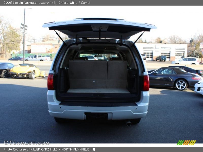 Oxford White / Camel 2006 Lincoln Navigator Luxury 4x4