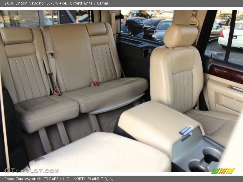 Oxford White / Camel 2006 Lincoln Navigator Luxury 4x4