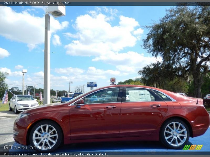 Sunset / Light Dune 2014 Lincoln MKZ FWD