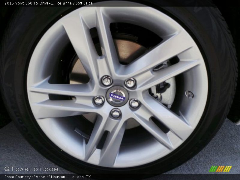 Ice White / Soft Beige 2015 Volvo S60 T5 Drive-E