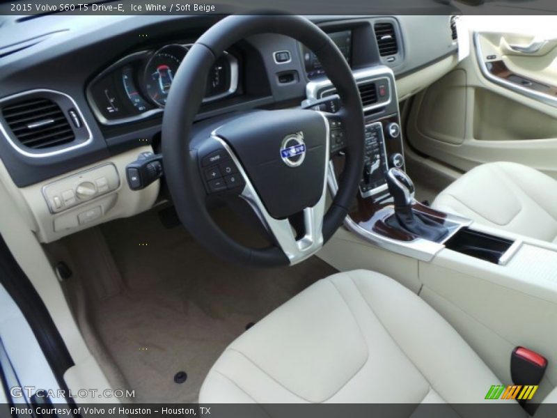 Ice White / Soft Beige 2015 Volvo S60 T5 Drive-E
