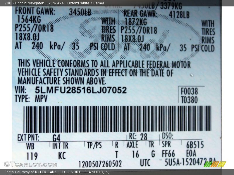 Oxford White / Camel 2006 Lincoln Navigator Luxury 4x4