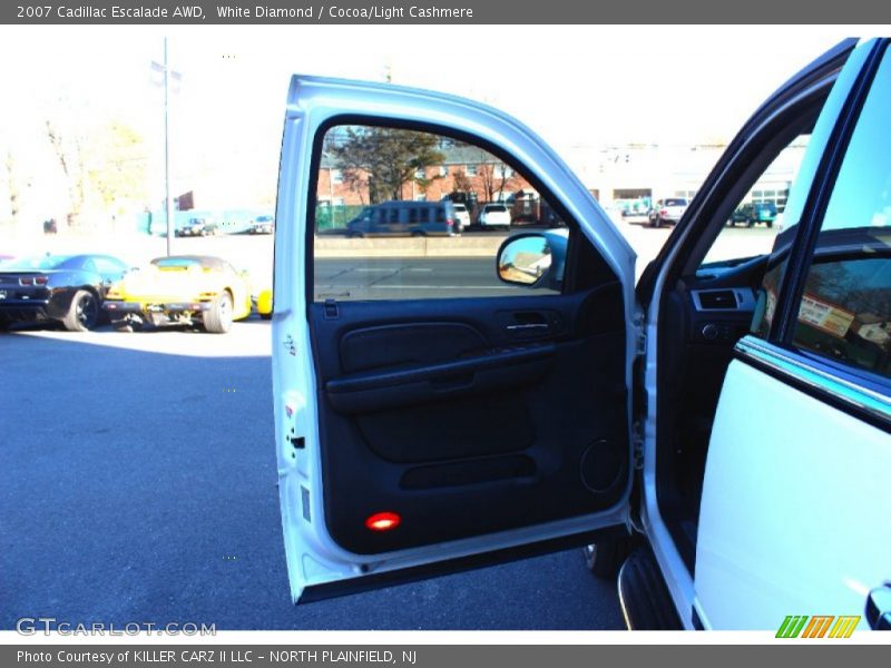 White Diamond / Cocoa/Light Cashmere 2007 Cadillac Escalade AWD