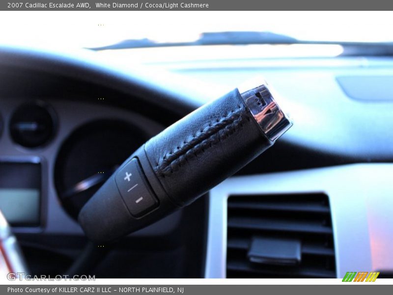 White Diamond / Cocoa/Light Cashmere 2007 Cadillac Escalade AWD