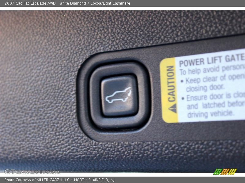 White Diamond / Cocoa/Light Cashmere 2007 Cadillac Escalade AWD