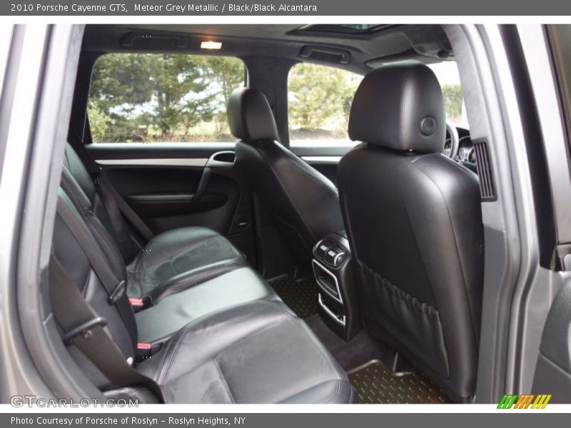 Rear Seat of 2010 Cayenne GTS