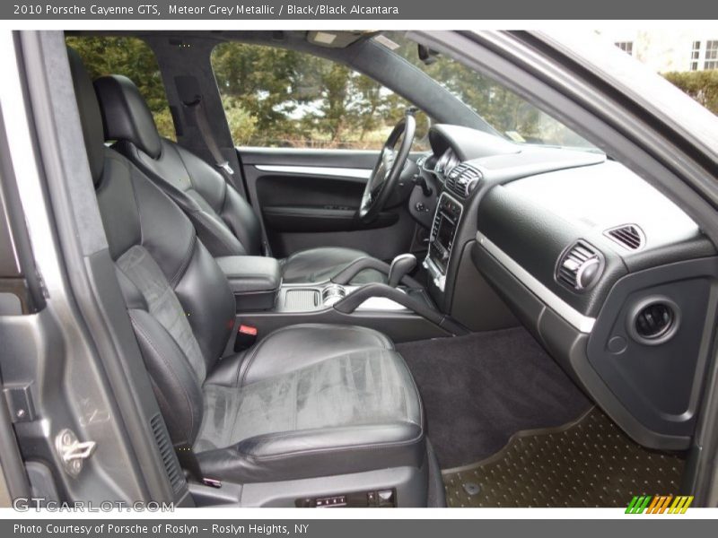 Front Seat of 2010 Cayenne GTS