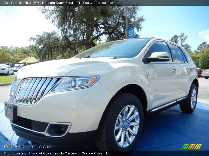 Platinum Dune Metallic Tri-Coat / Charcoal Black 2014 Lincoln MKX FWD