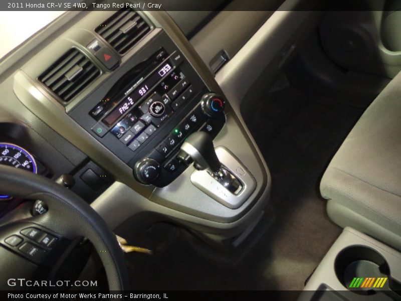 Tango Red Pearl / Gray 2011 Honda CR-V SE 4WD