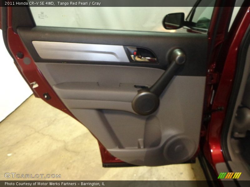 Tango Red Pearl / Gray 2011 Honda CR-V SE 4WD