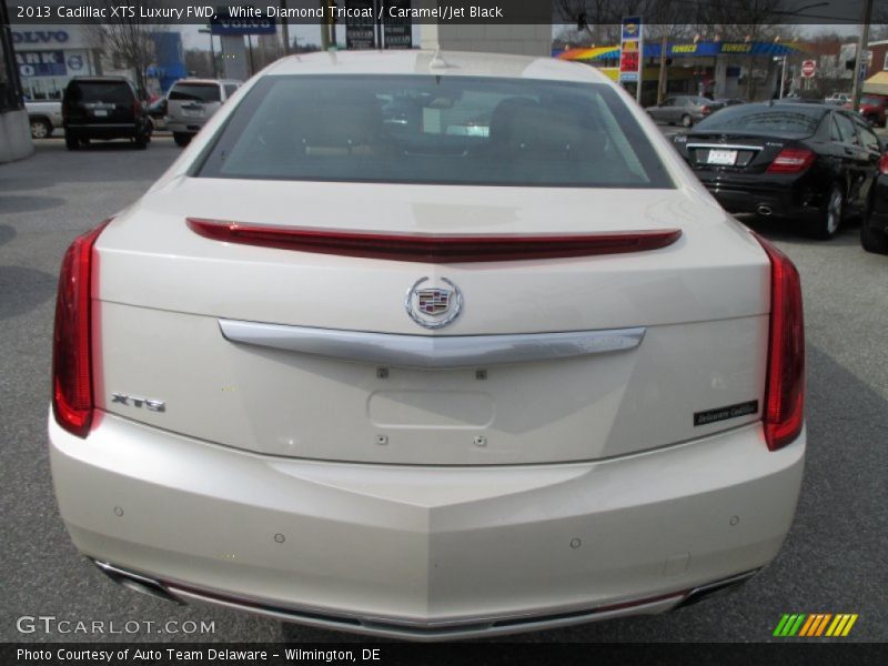 White Diamond Tricoat / Caramel/Jet Black 2013 Cadillac XTS Luxury FWD