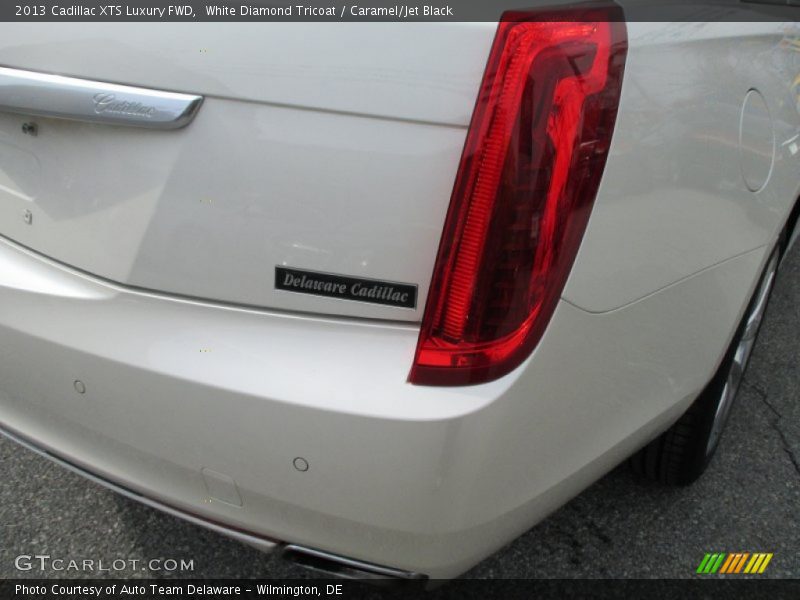 White Diamond Tricoat / Caramel/Jet Black 2013 Cadillac XTS Luxury FWD