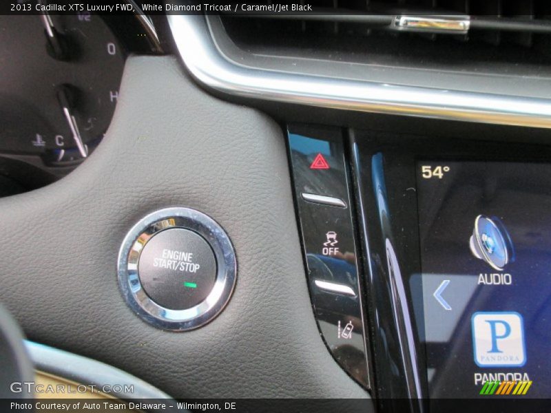 White Diamond Tricoat / Caramel/Jet Black 2013 Cadillac XTS Luxury FWD