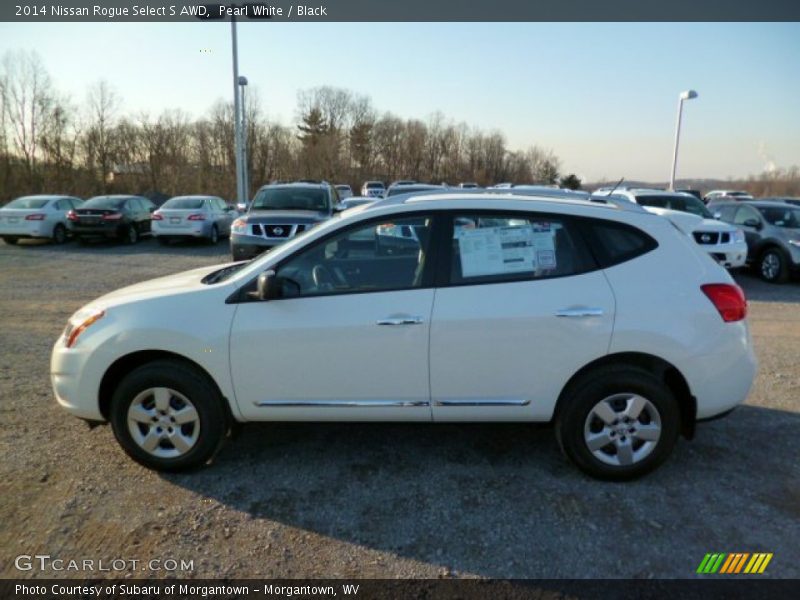 Pearl White / Black 2014 Nissan Rogue Select S AWD