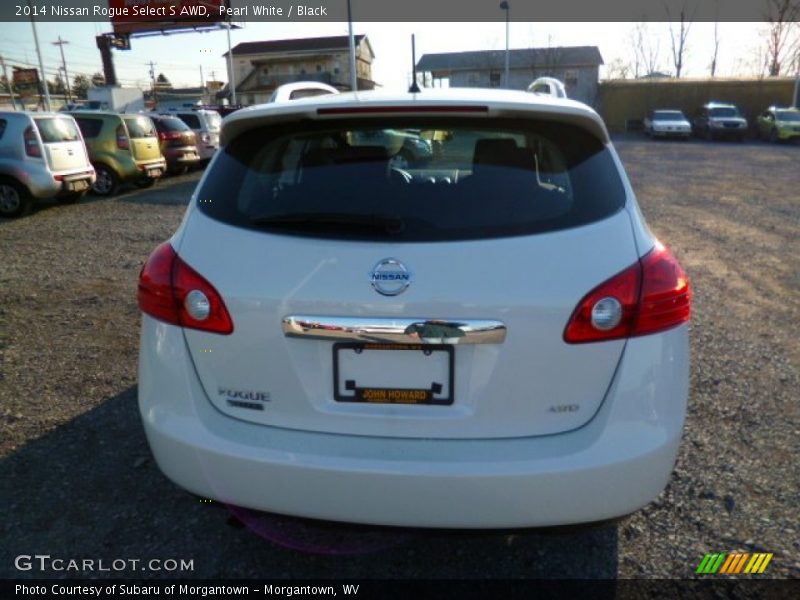 Pearl White / Black 2014 Nissan Rogue Select S AWD
