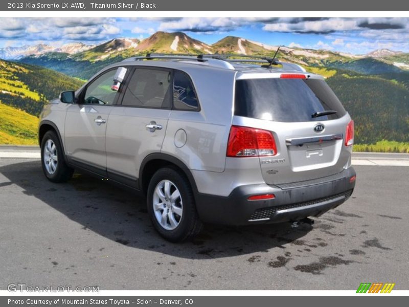 Titanium Silver / Black 2013 Kia Sorento LX AWD
