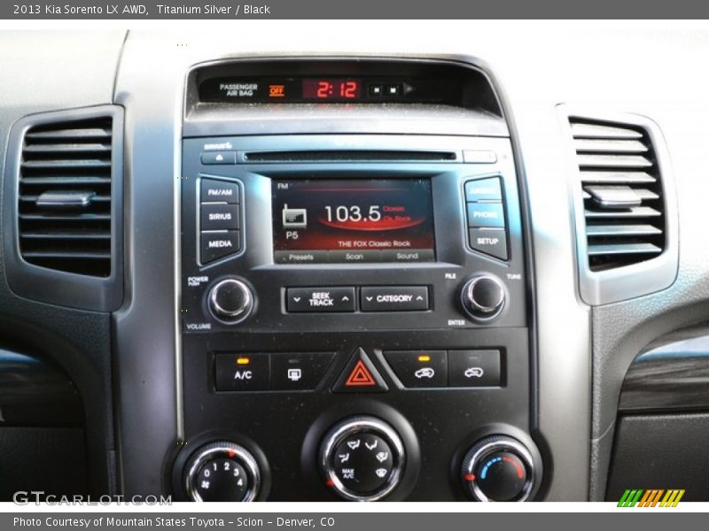 Audio System of 2013 Sorento LX AWD